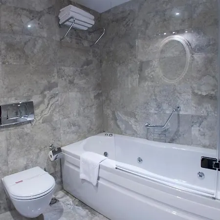 Motali Life Hotel