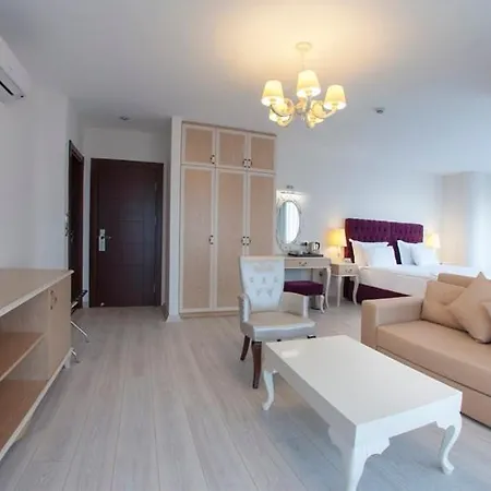 Motali Life Hotel