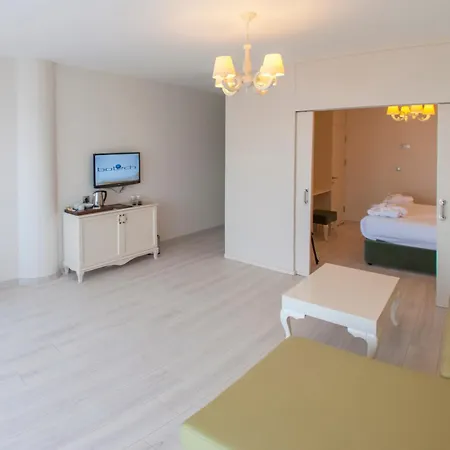 Motali Life Hotel