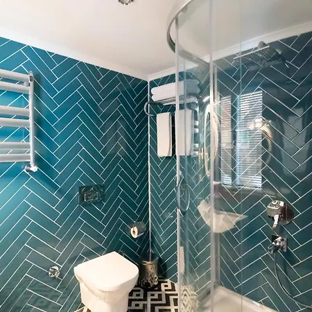 موتالي لايف 3* ديربنت