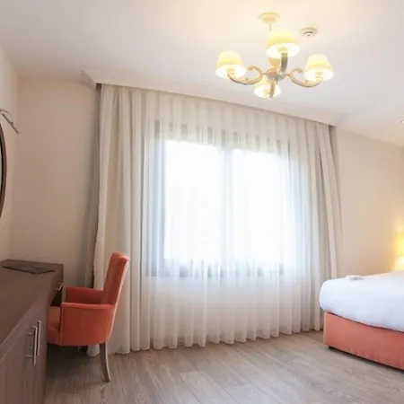 Motali Life Otel 3*