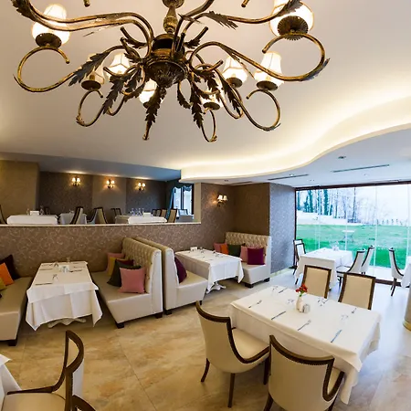Motali Life Hotell