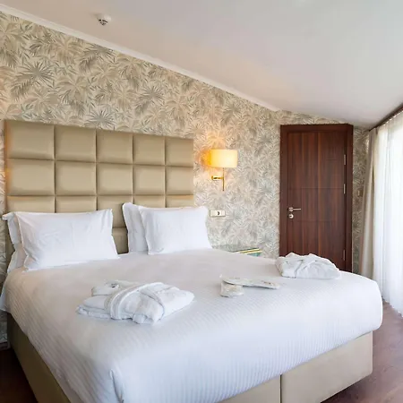 Motali Life Otel 3*
