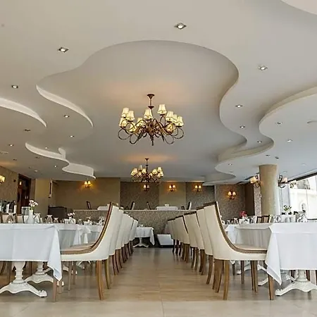 Hotel Motali Life Masukiye